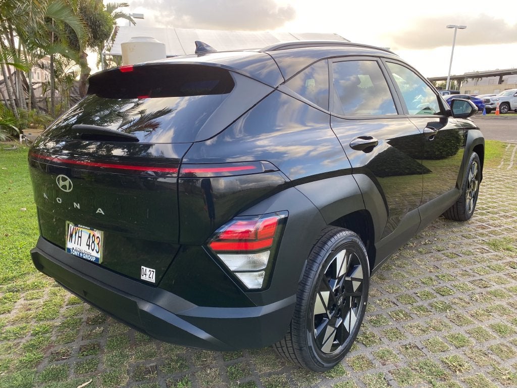 2024 Hyundai KONA SEL