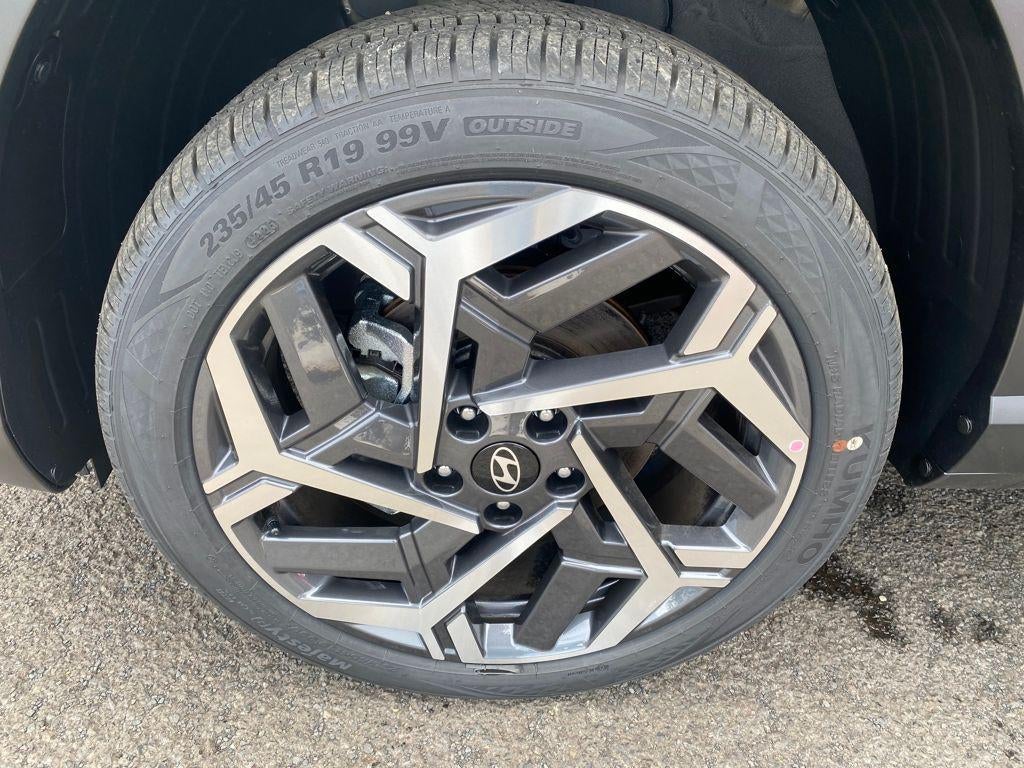 2026 Hyundai KONA SEL Premium AWD