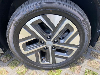 2023 Hyundai KONA ELECTRIC SEL
