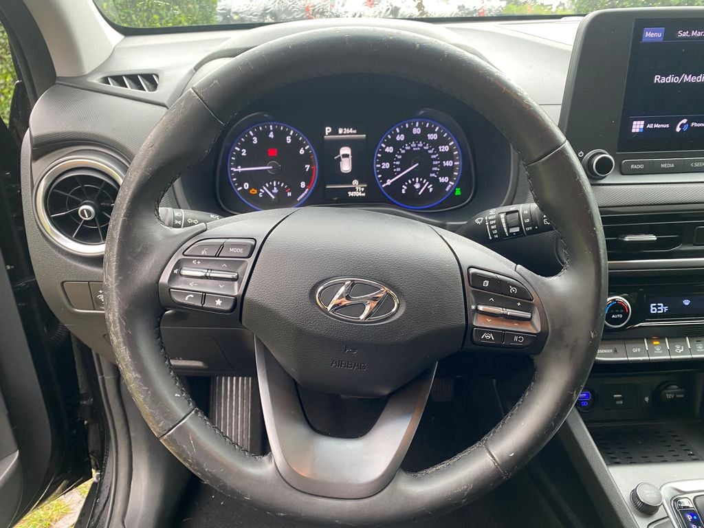 2022 Hyundai KONA SEL