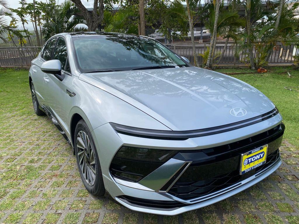 2026 Hyundai SONATA HYBRID SEL