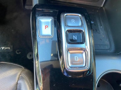 2022 Hyundai SONATA HYBRID Limited