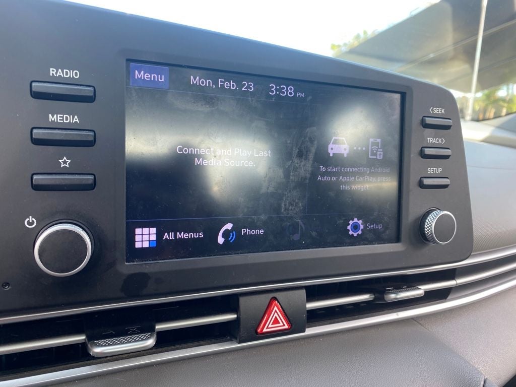 2022 Hyundai ELANTRA SE