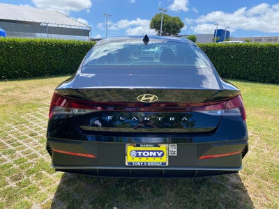 2026 Hyundai ELANTRA SE