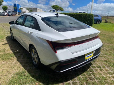 2026 Hyundai ELANTRA SE