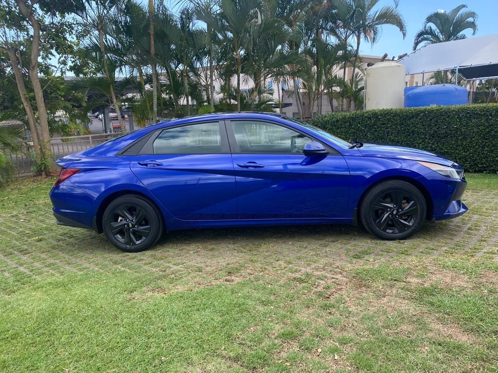 2022 Hyundai ELANTRA SEL