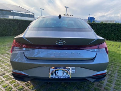 2023 Hyundai ELANTRA SEL