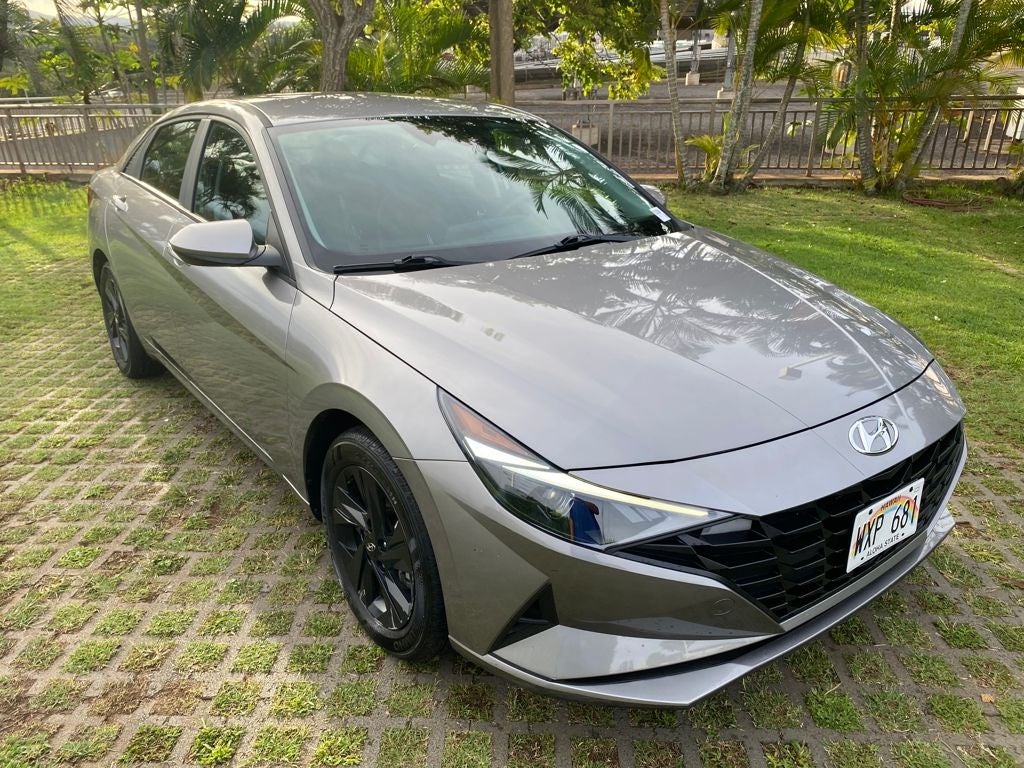 2023 Hyundai ELANTRA HYBRID Blue