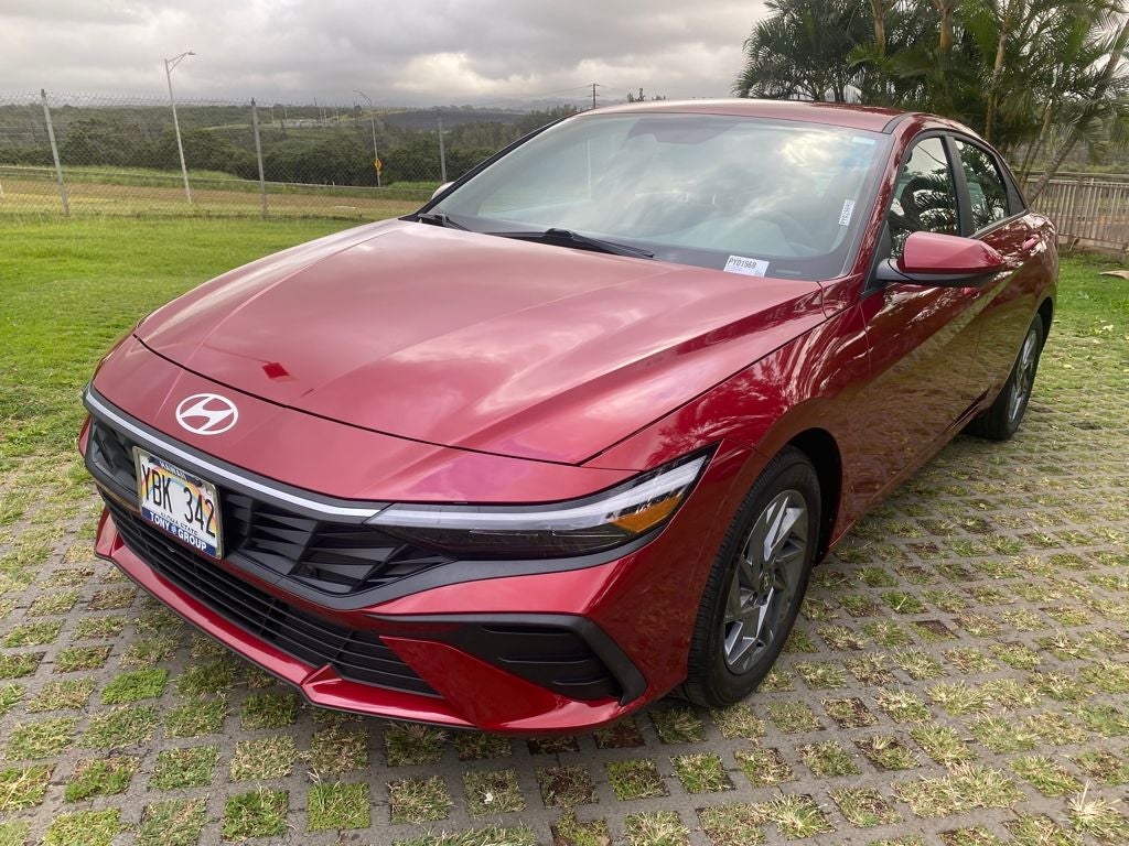2024 Hyundai ELANTRA SEL