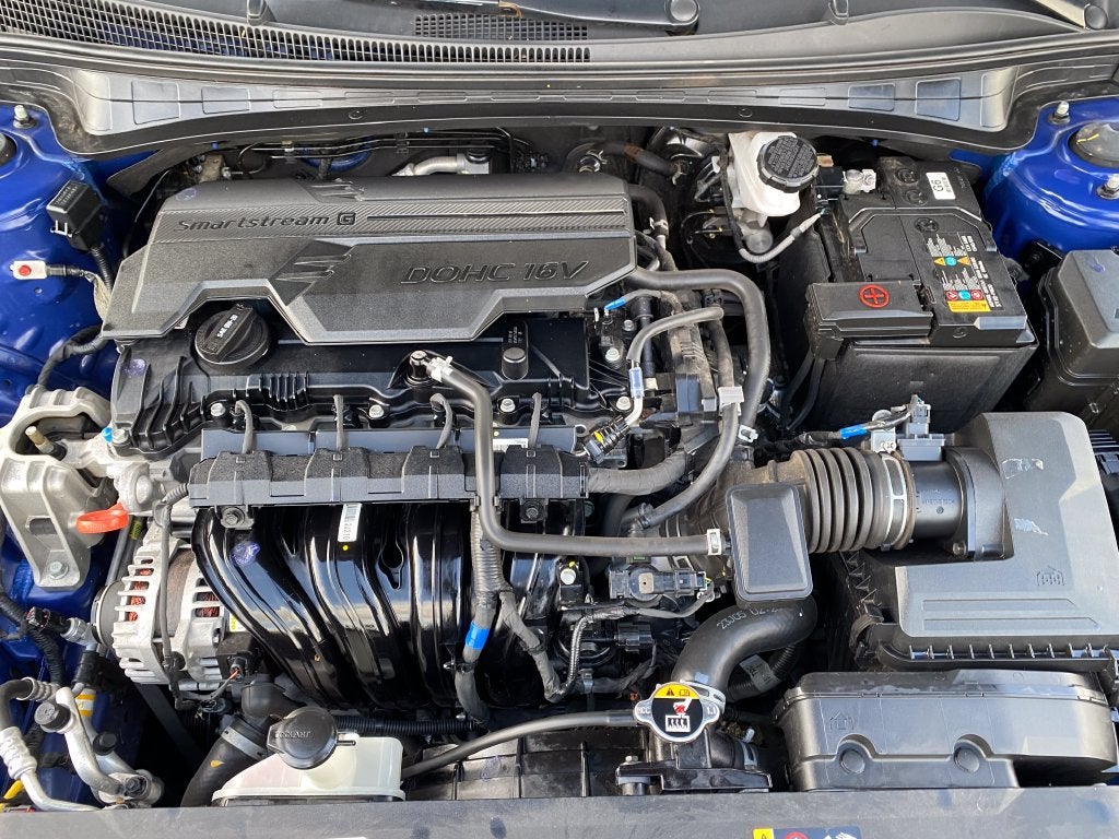 2024 Hyundai ELANTRA SEL