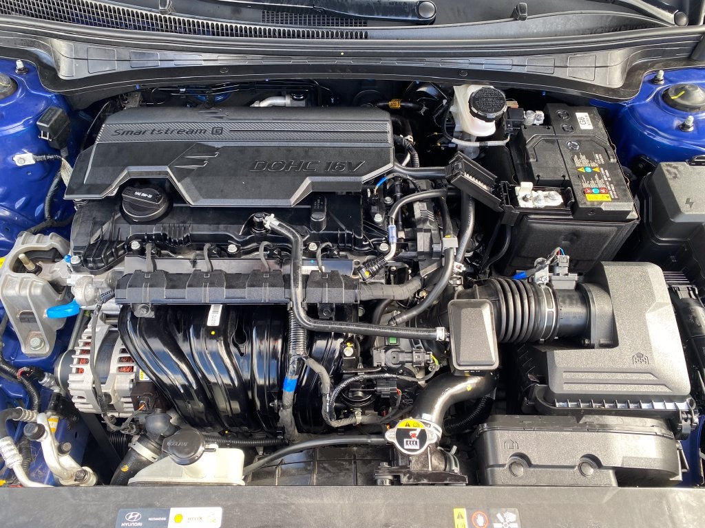 2025 Hyundai ELANTRA SEL Sport