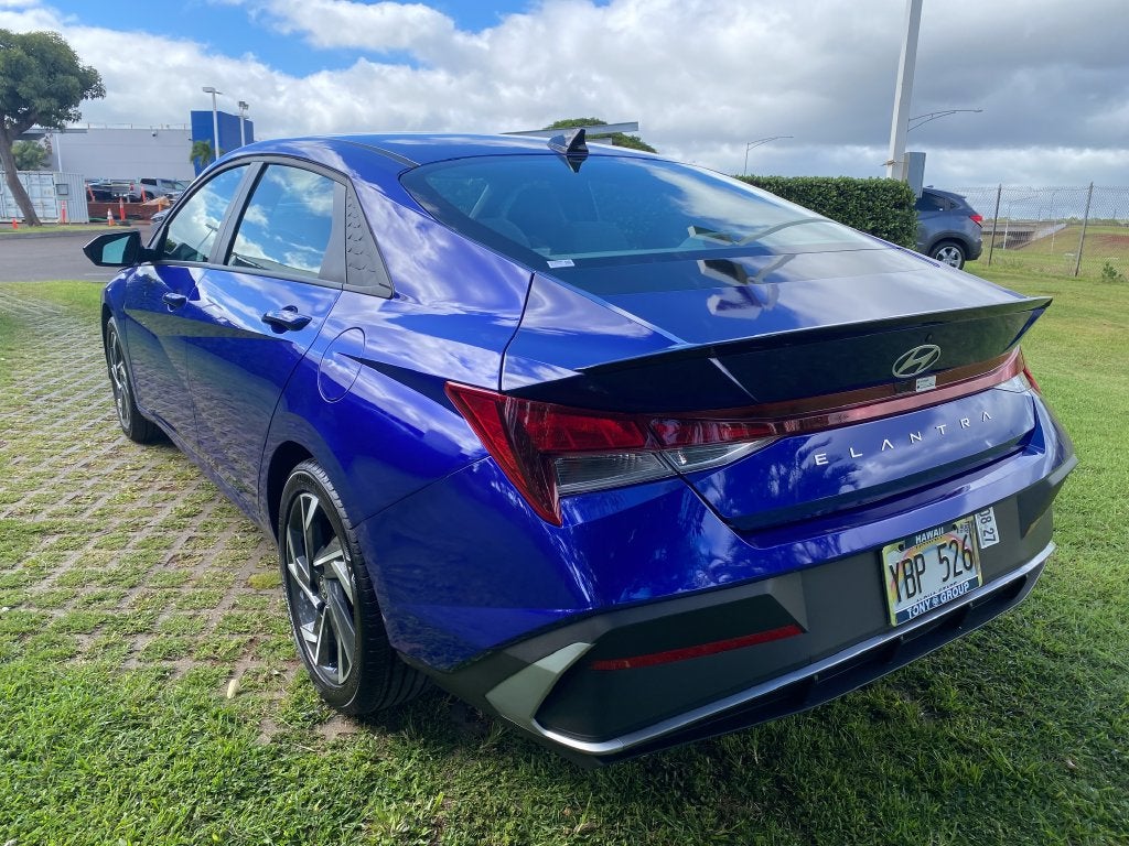 2025 Hyundai ELANTRA SEL Sport