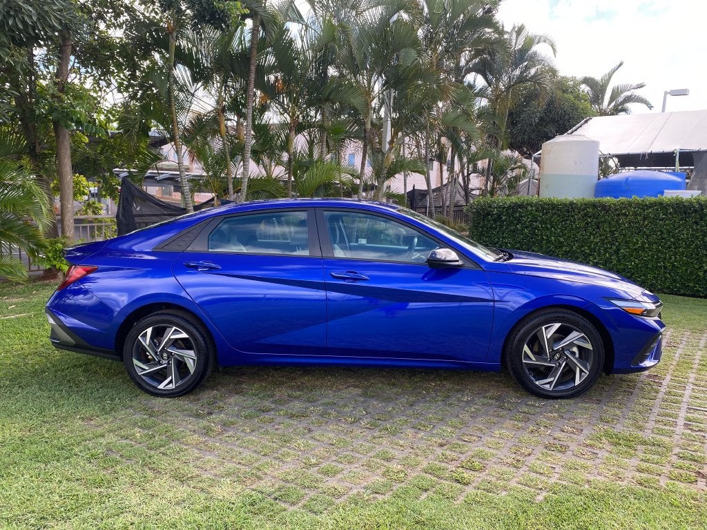 2025 Hyundai ELANTRA SEL Sport