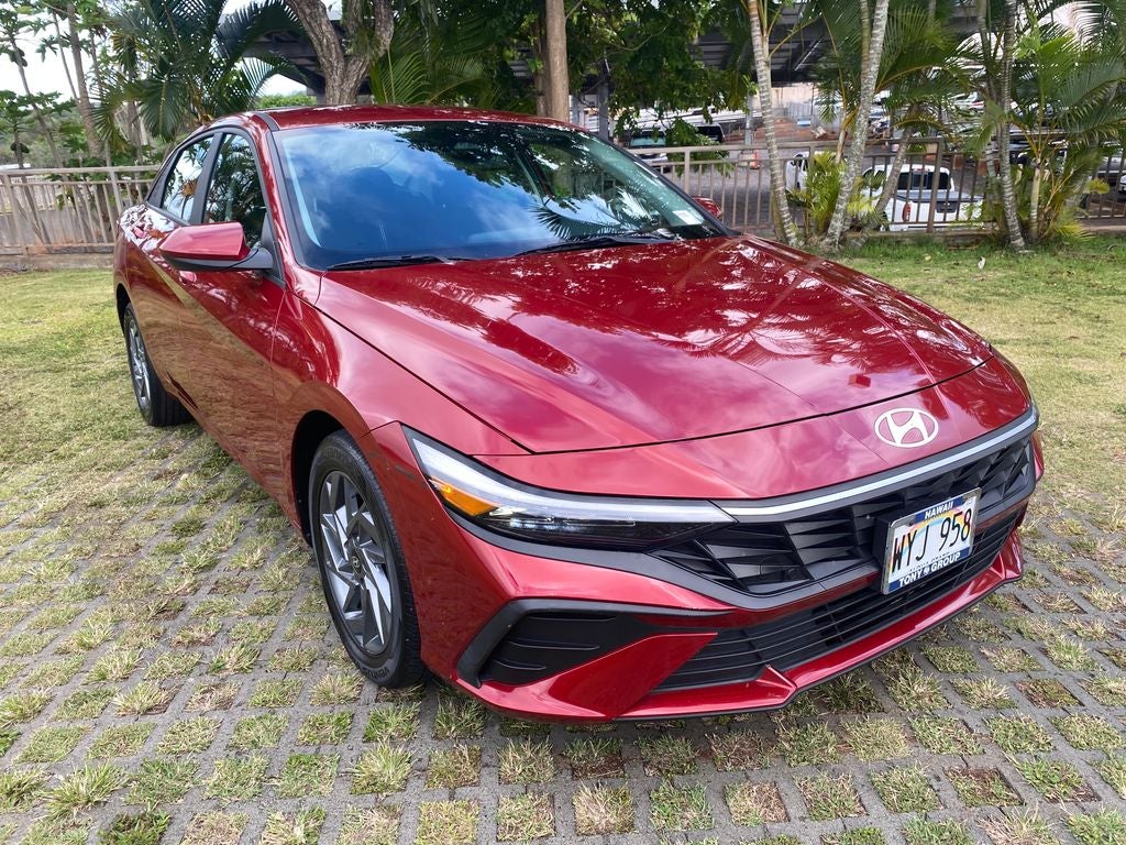 2024 Hyundai ELANTRA SEL