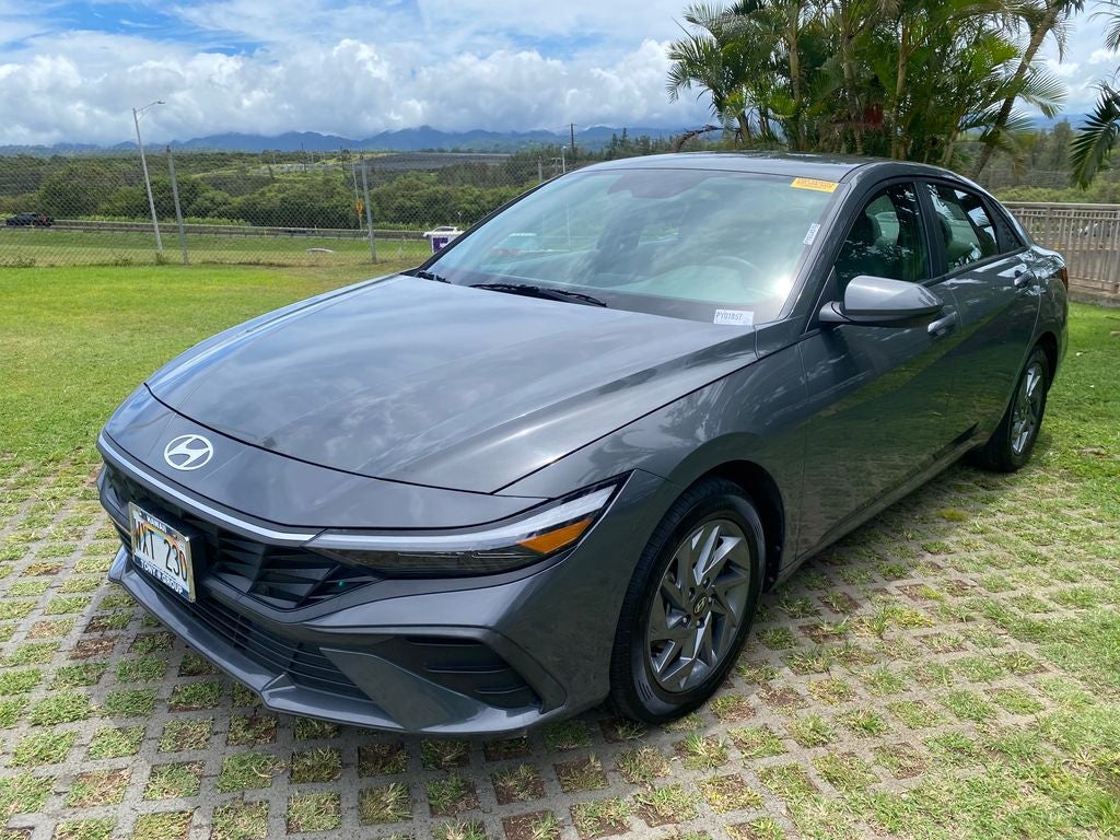 2024 Hyundai ELANTRA SEL