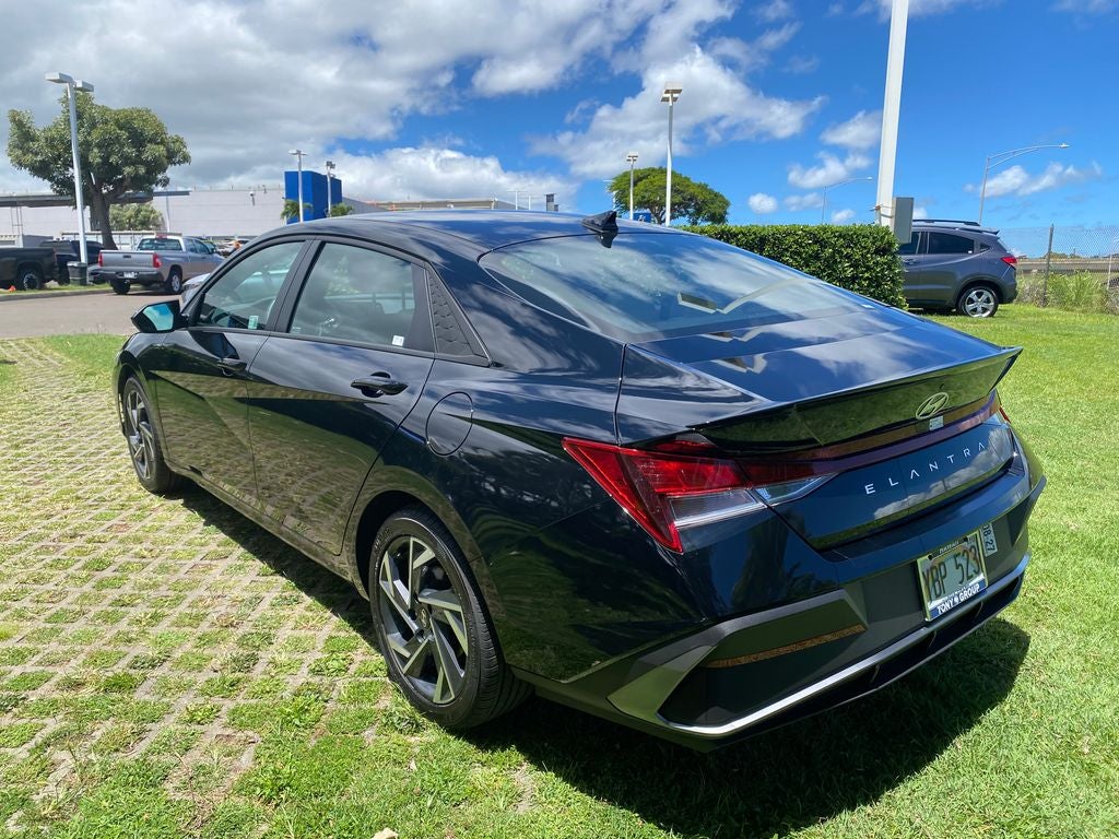 2025 Hyundai ELANTRA SEL Sport