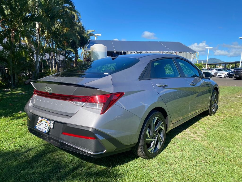 2025 Hyundai ELANTRA SEL Sport