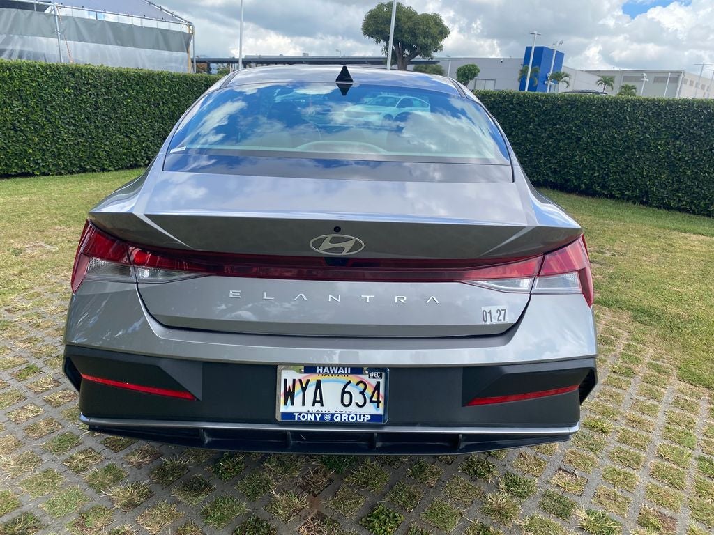 2024 Hyundai ELANTRA SEL