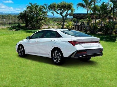 2025 Hyundai ELANTRA Limited