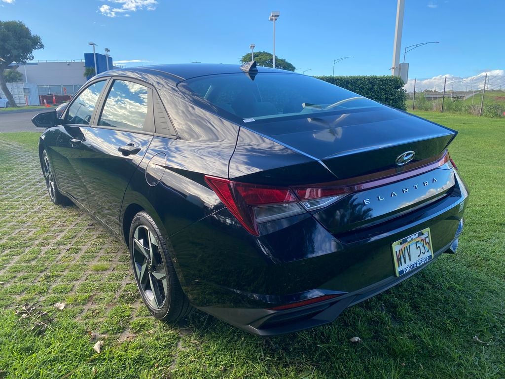 2023 Hyundai ELANTRA SEL