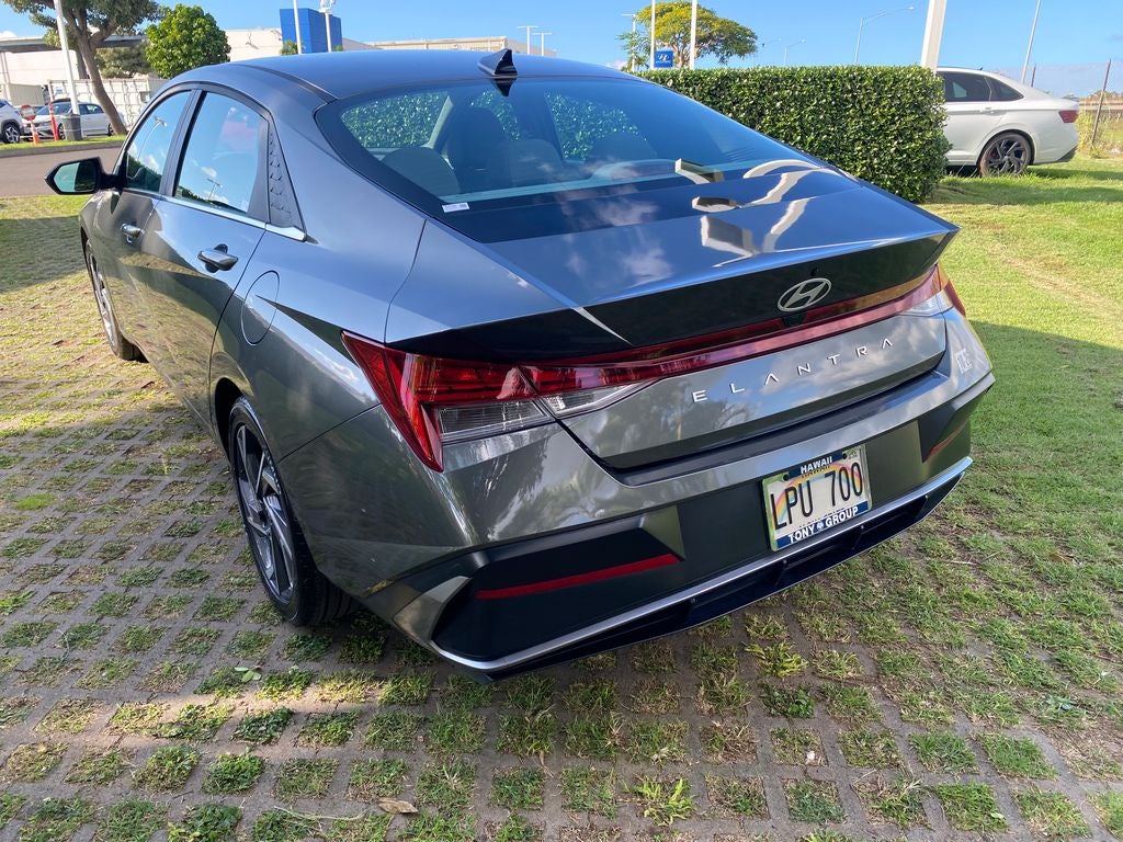 2025 Hyundai ELANTRA SEL Convenience