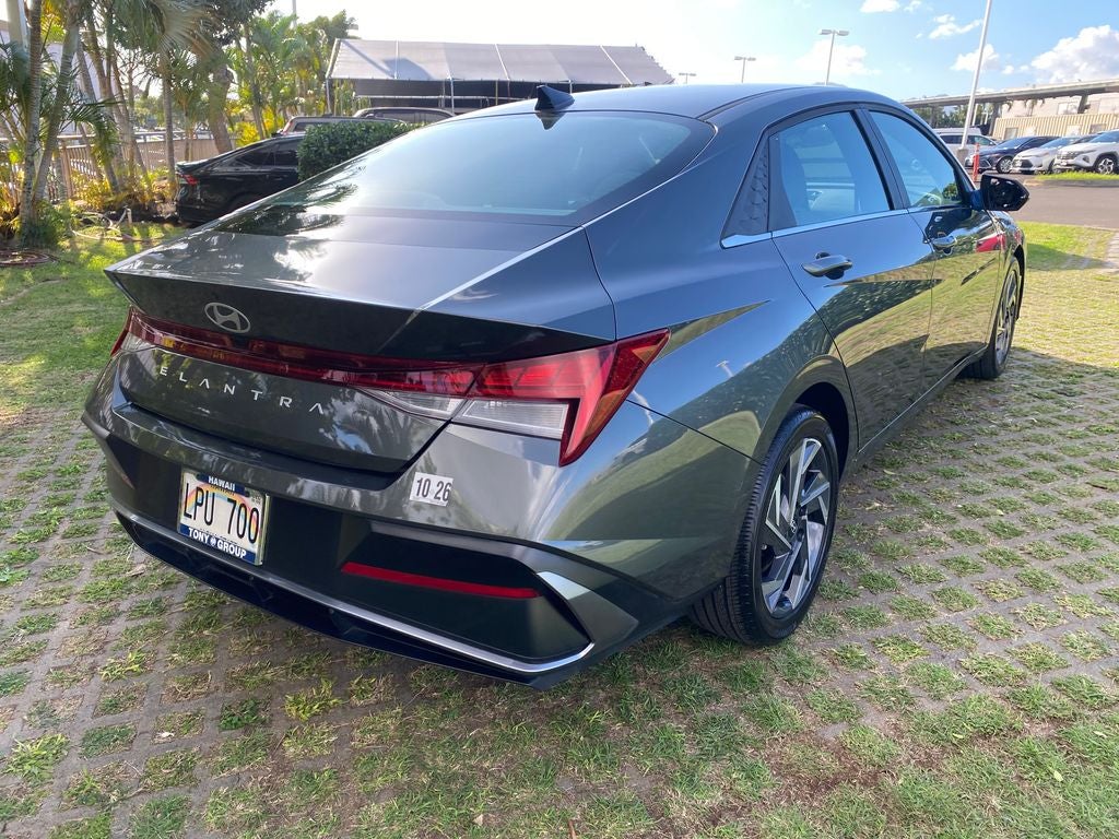 2025 Hyundai ELANTRA SEL Convenience