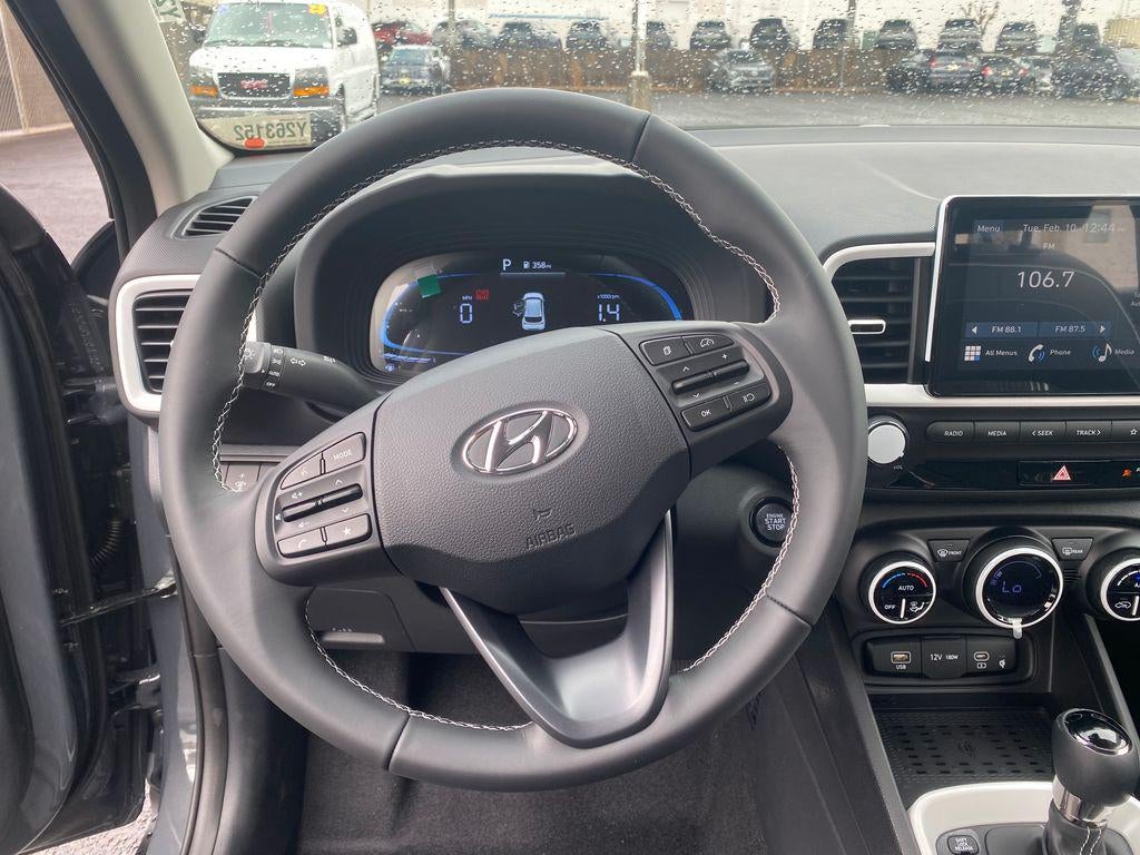 2026 Hyundai VENUE SEL W/Two-Tone Roof