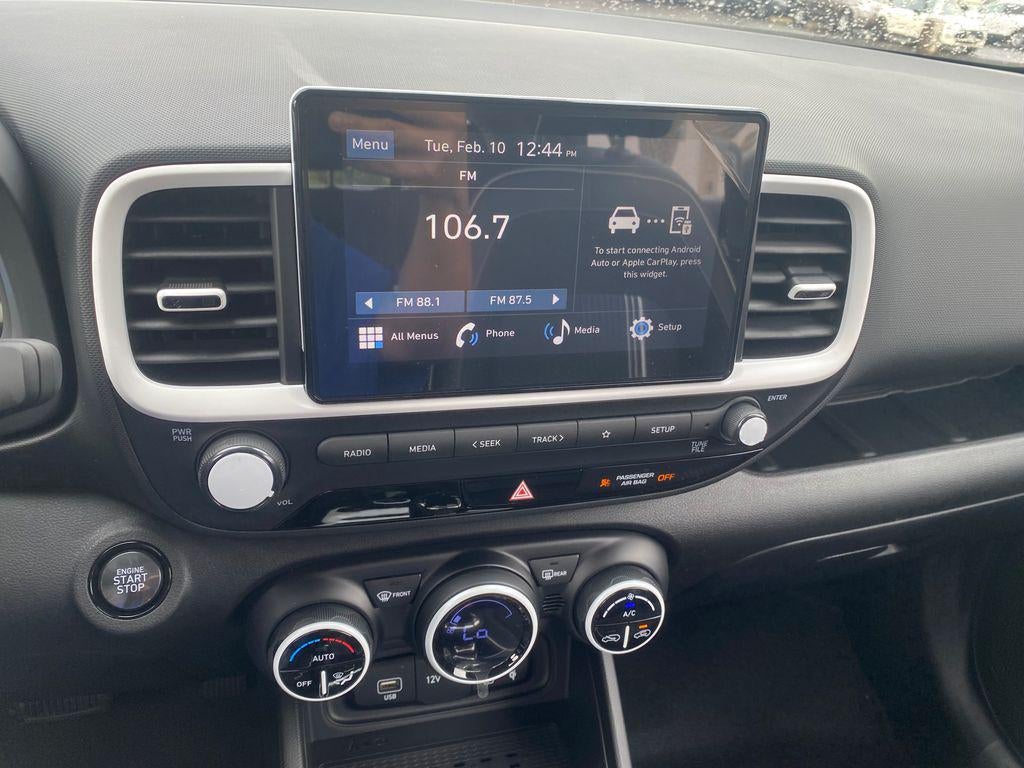 2026 Hyundai VENUE SEL W/Two-Tone Roof