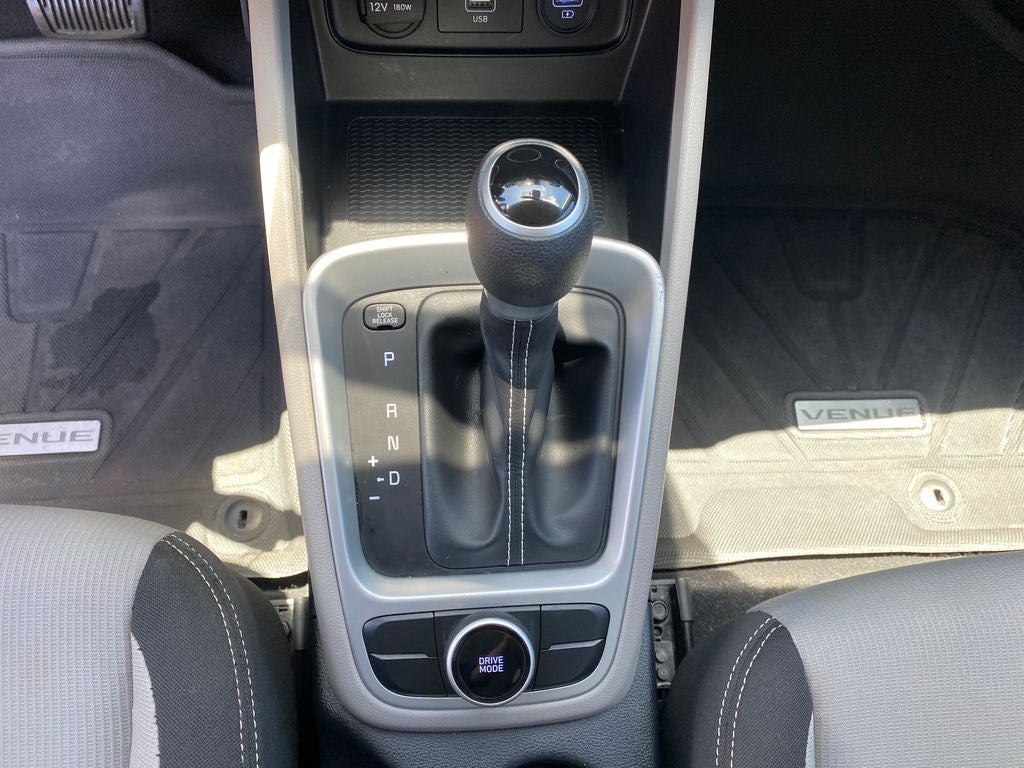 2020 Hyundai VENUE SEL