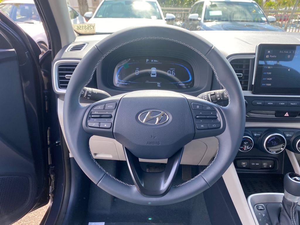 2026 Hyundai VENUE SEL W/Two-Tone Roof