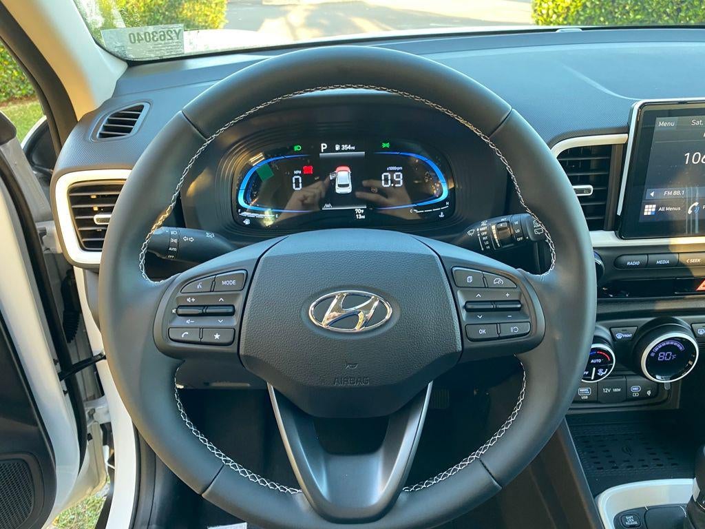 2026 Hyundai VENUE SEL W/Two-Tone Roof