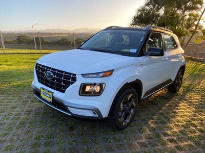 2026 Hyundai VENUE SEL W/Two-Tone Roof