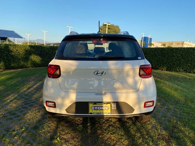 2026 Hyundai VENUE SEL W/Two-Tone Roof