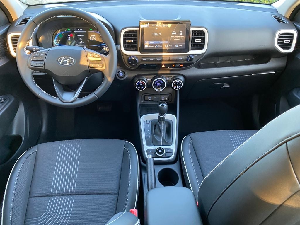 2026 Hyundai VENUE SEL W/Two-Tone Roof