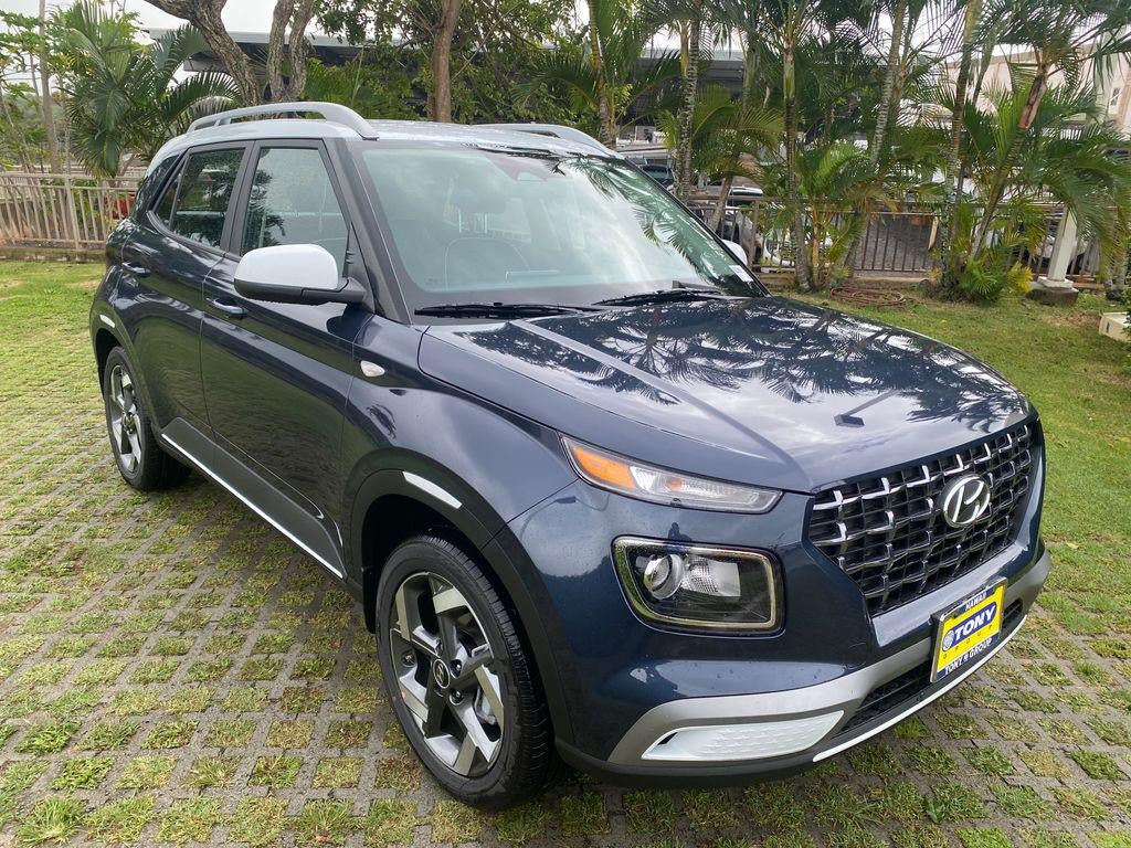 2026 Hyundai VENUE SEL W/Two-Tone Roof