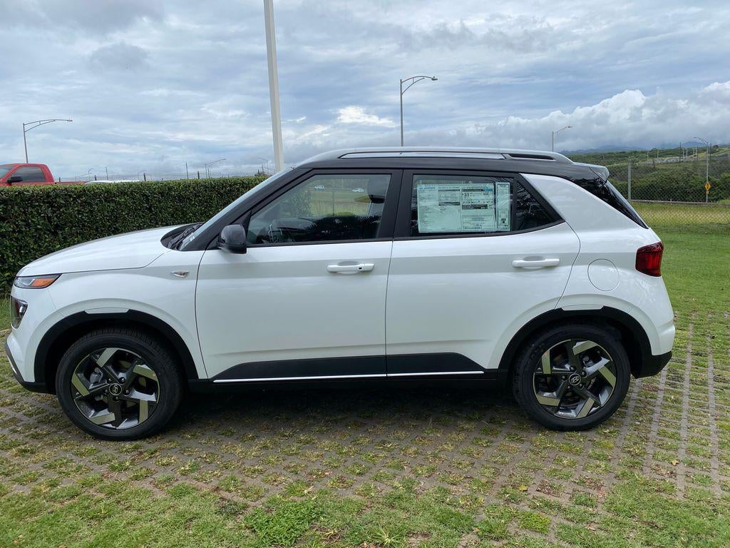 2026 Hyundai VENUE SEL W/Two-Tone Roof