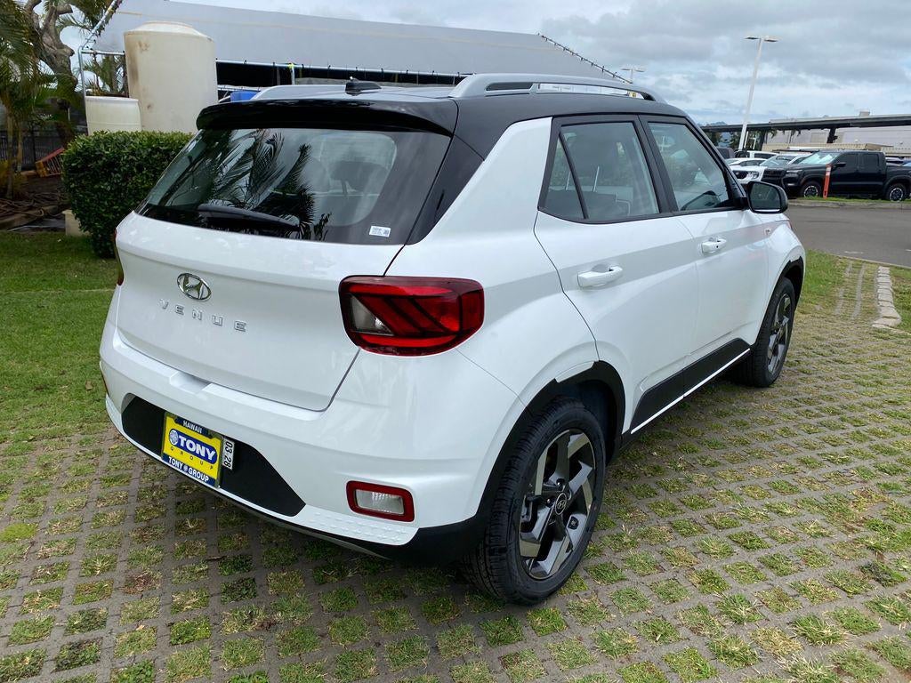 2026 Hyundai VENUE SEL W/Two-Tone Roof