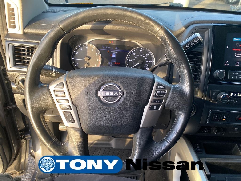 2023 Nissan Titan SV