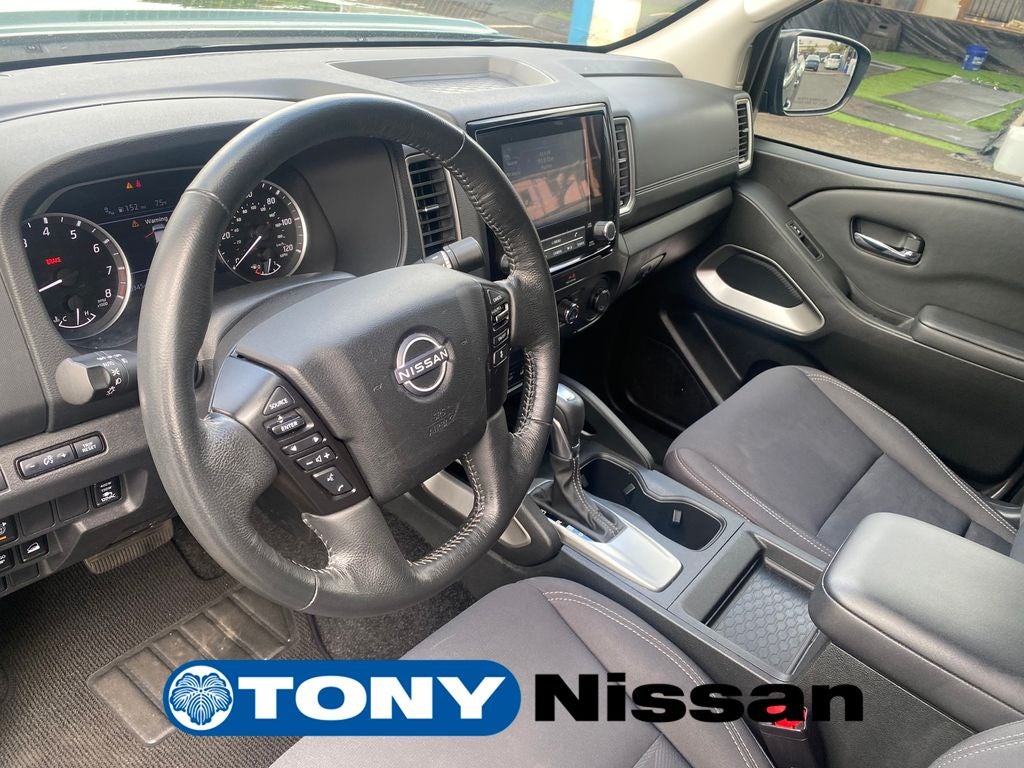 2023 Nissan Frontier SV