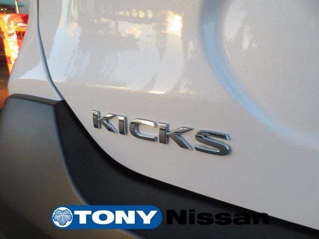 2018 Nissan Kicks SV