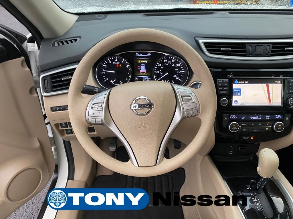 2015 Nissan Rogue SV