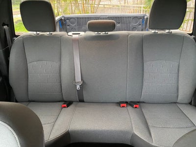 2024 RAM 1500 Classic Base