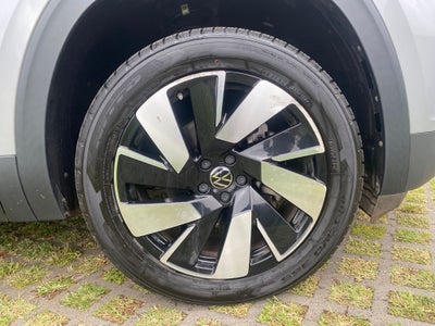 2024 Volkswagen Atlas Cross Sport Base