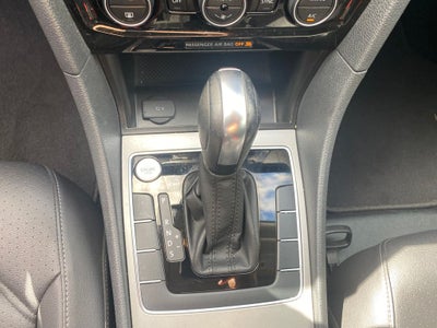 2022 Volkswagen Passat Base