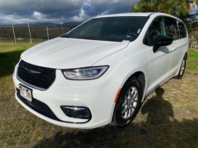 2026 Chrysler Pacifica Base