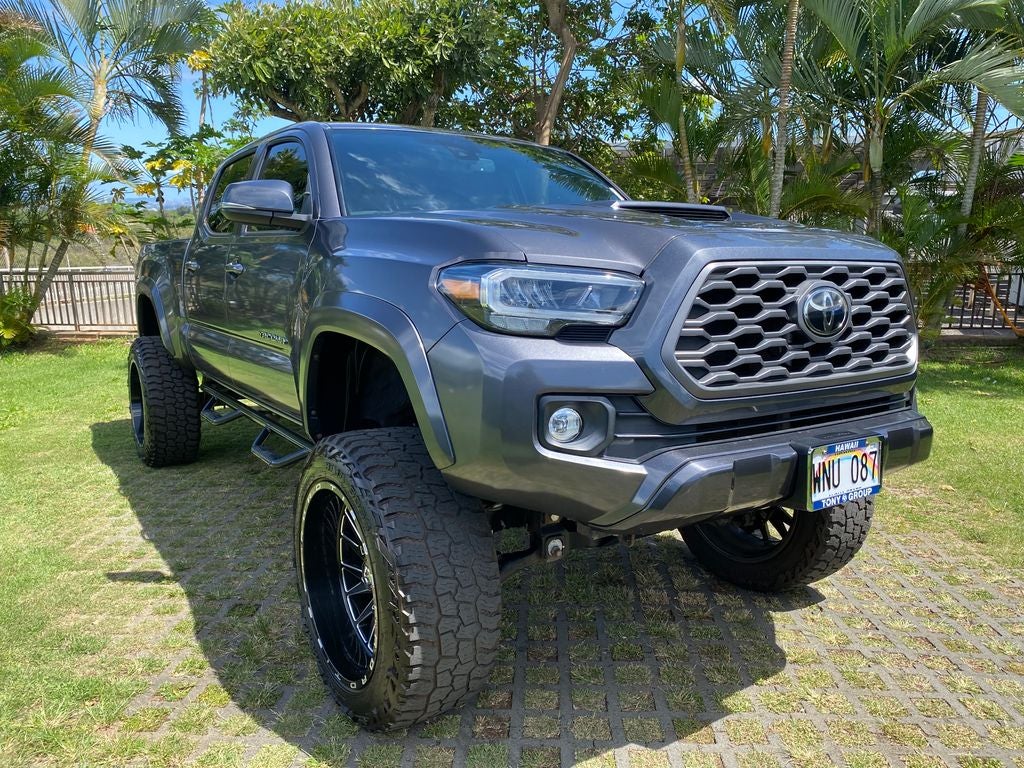 2022 Toyota Tacoma Base