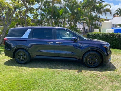 2025 Kia Carnival Base