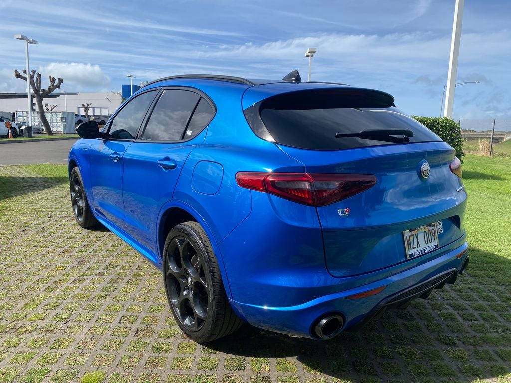2022 Alfa Romeo Stelvio Base